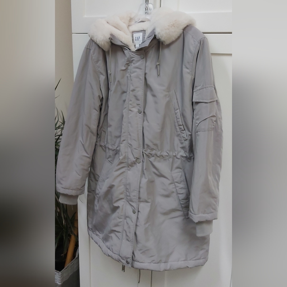 Gap hooded winter coat